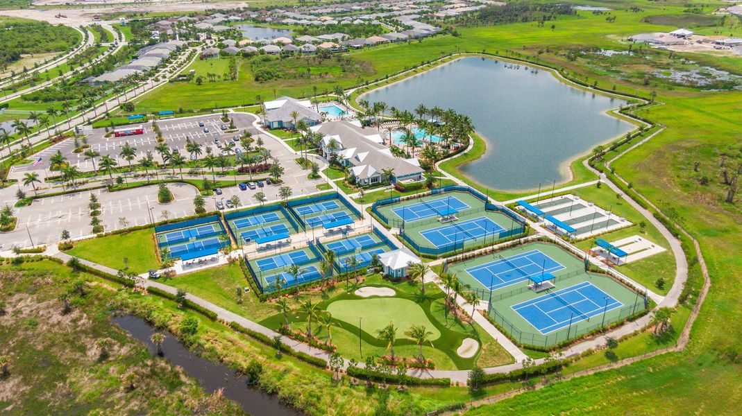 2D floor plan layout of this home in Del Webb Tradition, Port St. Lucie, FL (Image 3). 2D floor plan layout of this home in Del Webb Tradition, Port St. Lucie, FL (Image 3).