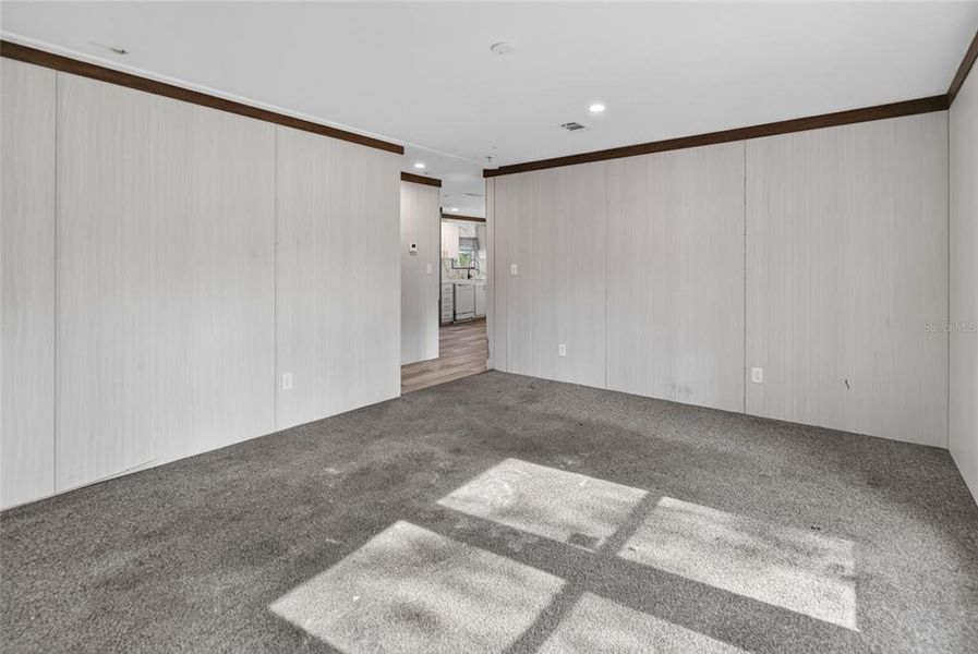 Spacious, unfurnished interior of a new home in , Spring Hill (Image 18).