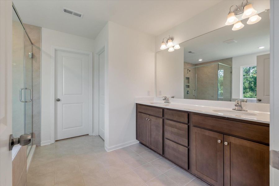 Furnished interior view inside a new home in Parker's Preserve, Ridgeville (Image 7).