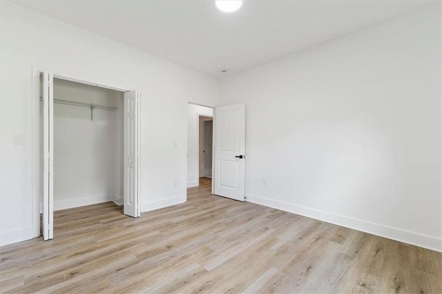 Spacious, unfurnished interior of a new home in , Fairburn (Image 42).