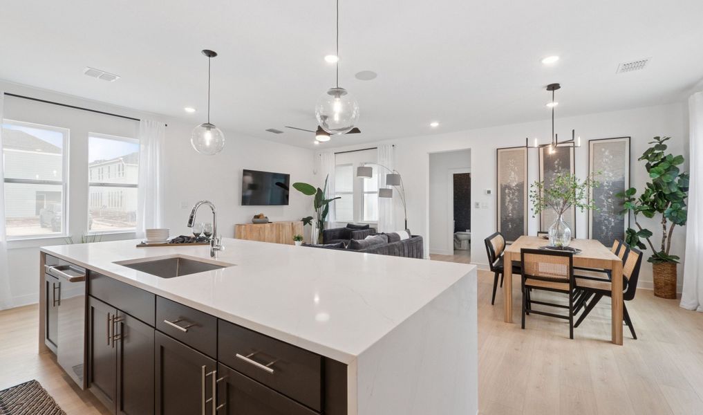 Kitchen with quartz countertops Kitchen with quartz countertops