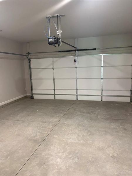 Spacious, unfurnished interior of a new home in , Oakwood (Image 26). Spacious, unfurnished interior of a new home in , Oakwood (Image 26).