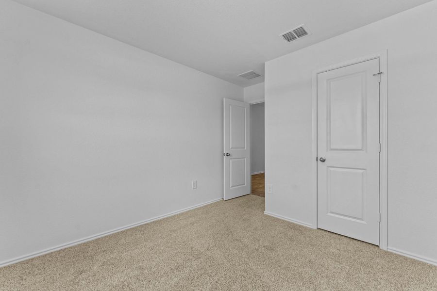 Spacious, unfurnished interior of a new home in , Kyle (Image 10).