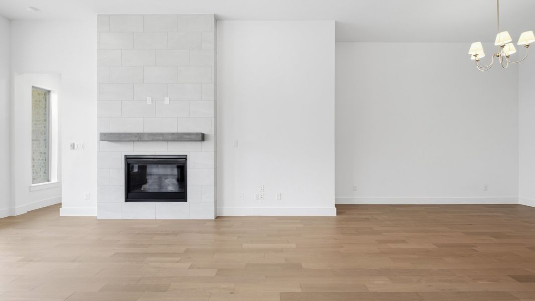 Spacious, unfurnished interior of a new home in Mustang Lakes, Celina (Image 16). Spacious, unfurnished interior of a new home in Mustang Lakes, Celina (Image 16).