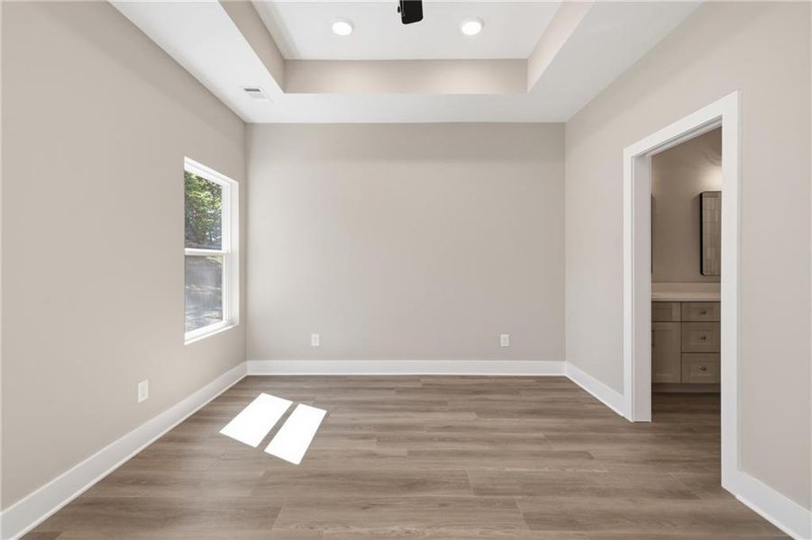 Spacious, unfurnished interior of a new home in , Clarkesville (Image 20).