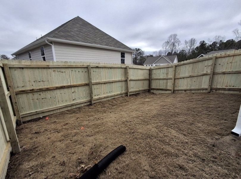 Exterior details and patio area of a home in Lake Shore, Temple (Image 28).