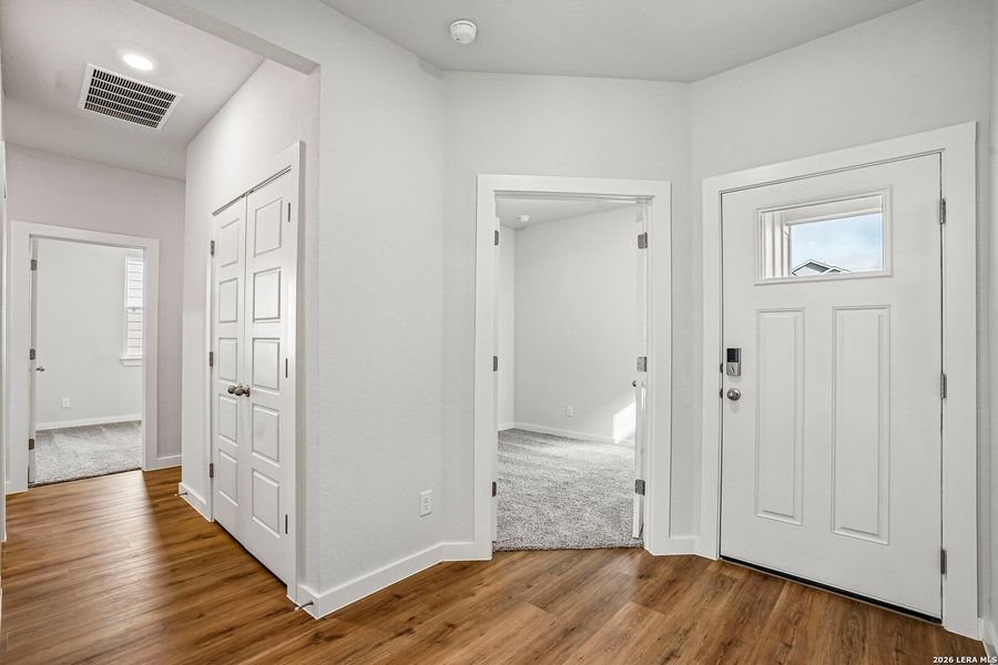 Spacious, unfurnished interior of a new home in , New Braunfels (Image 18). Spacious, unfurnished interior of a new home in , New Braunfels (Image 18).