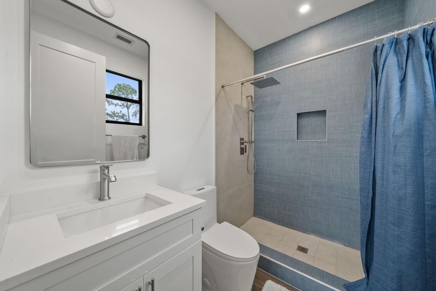 Full Bath for 3rd BR