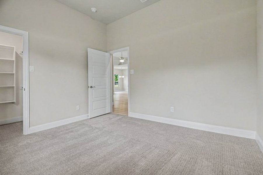 Spacious, unfurnished interior of a new home in Cole Crossing Estates, DeSoto (Image 28). Spacious, unfurnished interior of a new home in Cole Crossing Estates, DeSoto (Image 28).