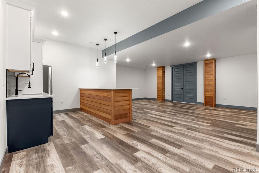 Spacious, unfurnished interior of a new home in , Strasburg (Image 25).