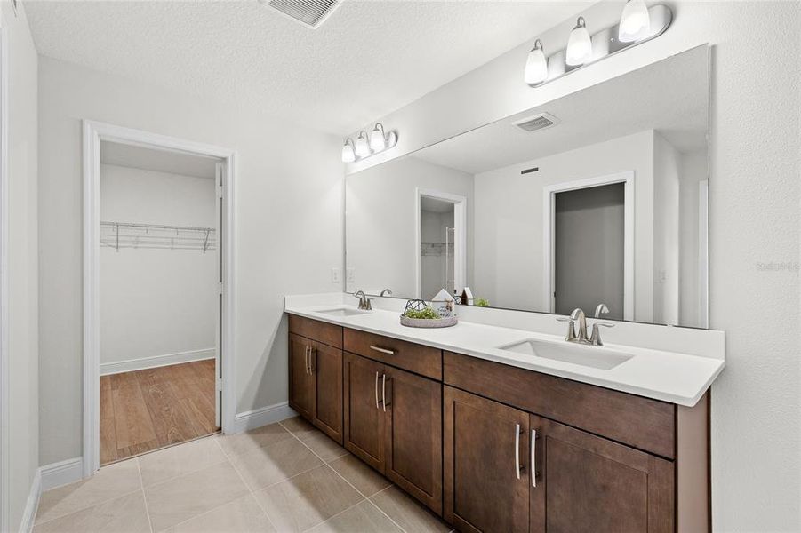 Furnished interior view inside a new home in Acuera Estates, Apopka (Image 46). Furnished interior view inside a new home in Acuera Estates, Apopka (Image 46).