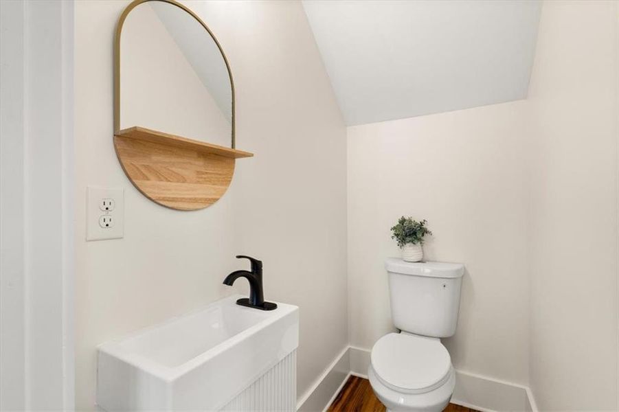 Furnished interior view inside a new home in , Atlanta (Image 14). Furnished interior view inside a new home in , Atlanta (Image 14).