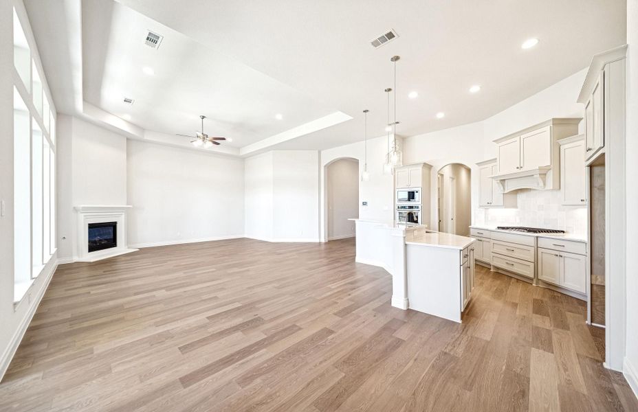 Spacious, unfurnished interior of a new home in Bridgeland 60′, Cypress (Image 21). Spacious, unfurnished interior of a new home in Bridgeland 60′, Cypress (Image 21).