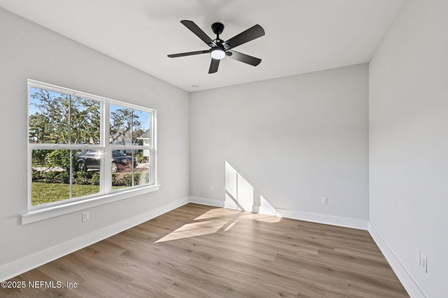 Spacious, unfurnished interior of a new home in , Fernandina Beach (Image 25).
