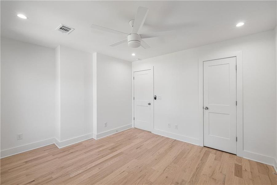 Spacious, unfurnished interior of a new home in , Smyrna (Image 22).