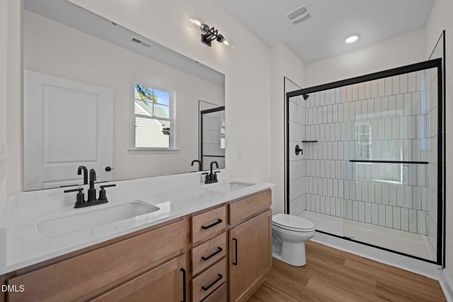 37-web-or-mls-DSC_8028 37-web-or-mls-DSC_8028