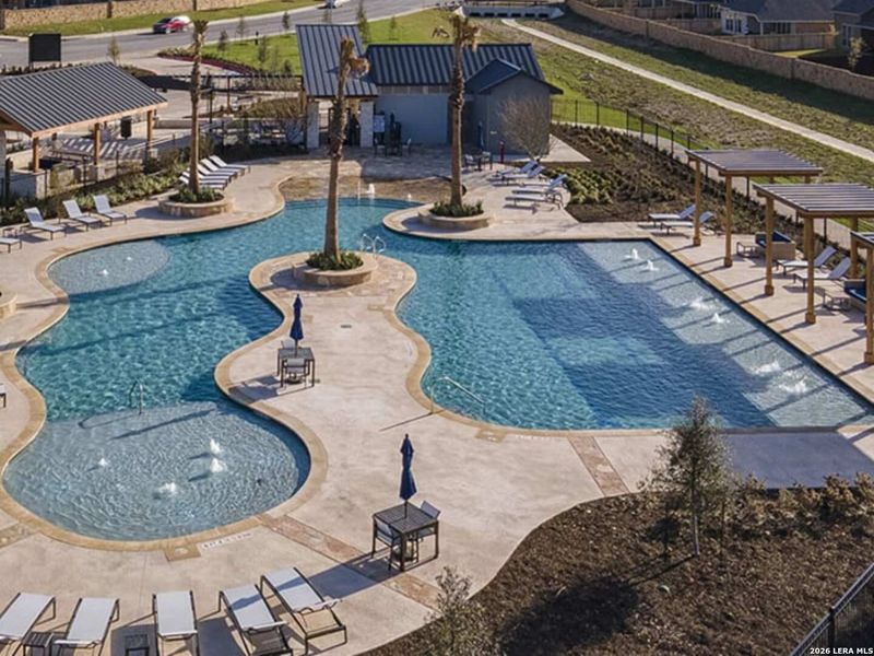 Community amenities in Kallison Ranch, San Antonio (Image 31). Community amenities in Kallison Ranch, San Antonio (Image 31).