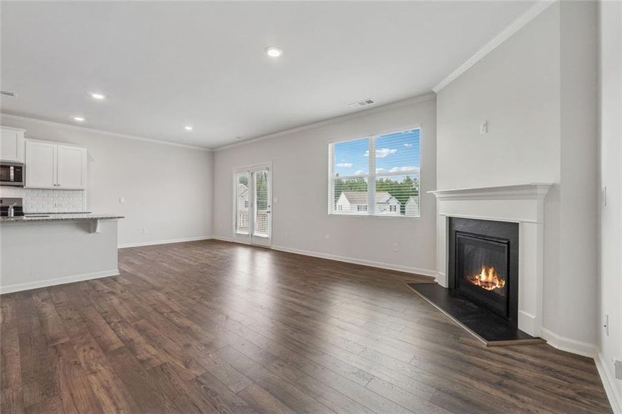 Spacious, unfurnished interior of a new home in , Dallas (Image 18).