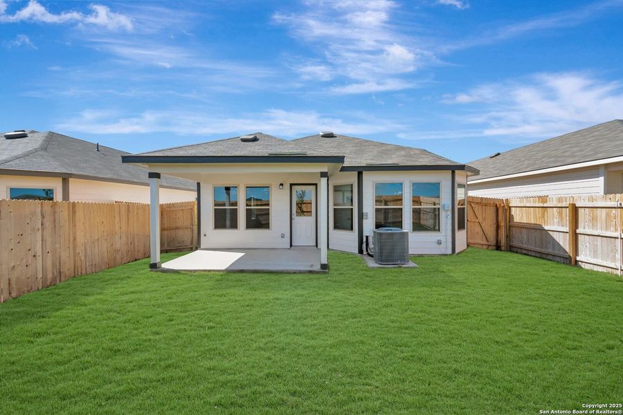 Exterior details and patio area of a home in Park Place, New Braunfels (Image 4). Exterior details and patio area of a home in Park Place, New Braunfels (Image 4).