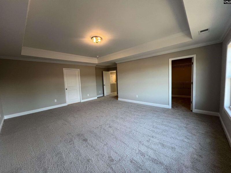 Spacious, unfurnished interior of a new home in The Cove, Sumter (Image 21).