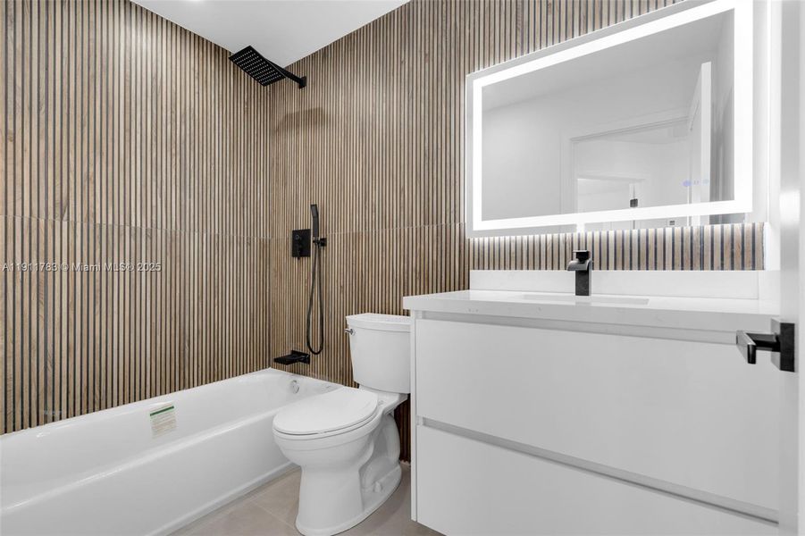 Furnished interior view inside a new home in , West Palm Beach (Image 7). Furnished interior view inside a new home in , West Palm Beach (Image 7).