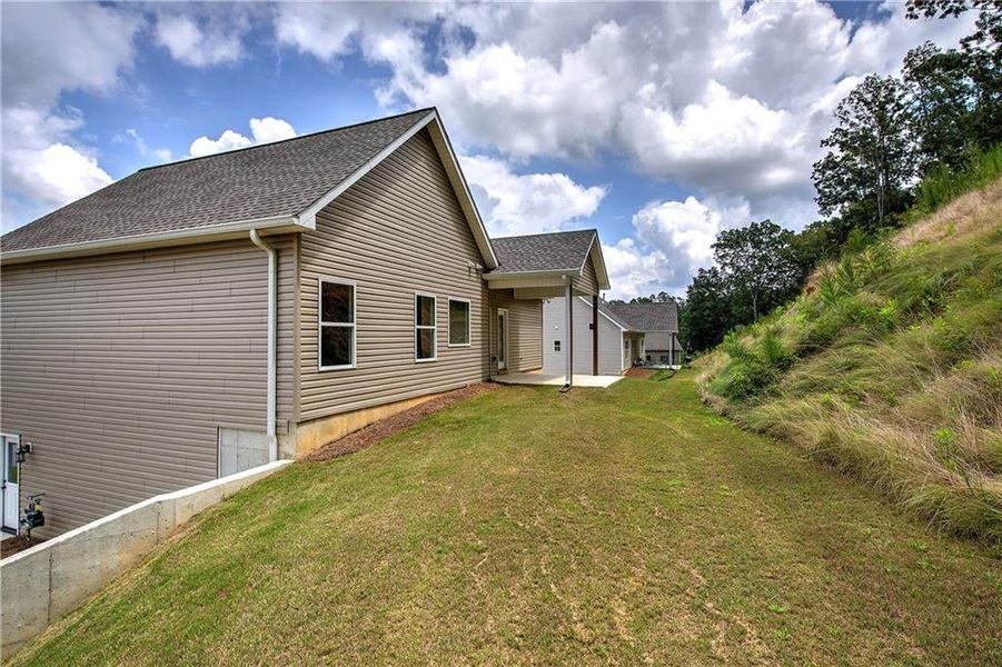 Exterior details and patio area of a home in , Rockmart (Image 2).