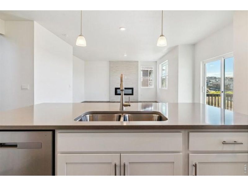 Image 33 of a home in Lakeside Canyon.
