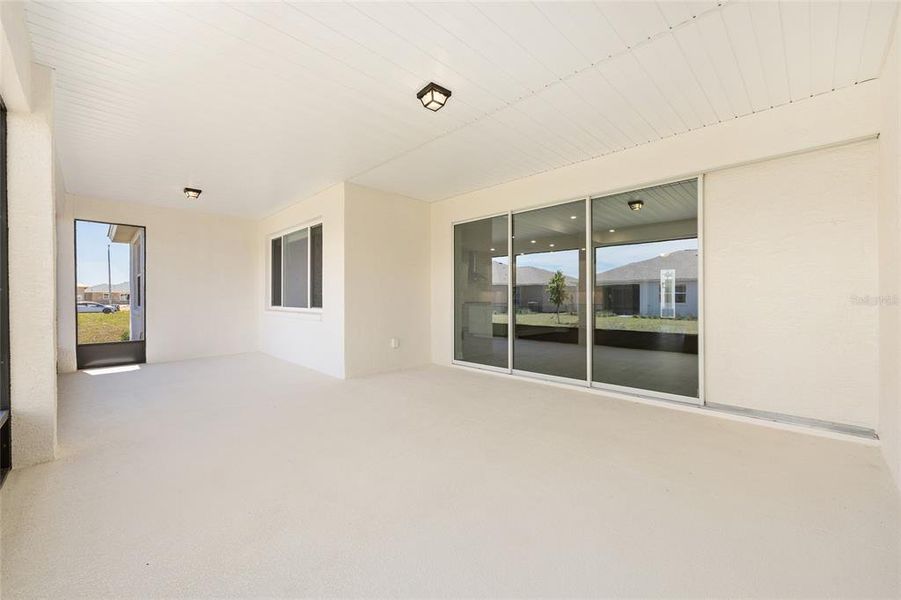 Exterior details and patio area of a home in , Ocala (Image 25). Exterior details and patio area of a home in , Ocala (Image 25).