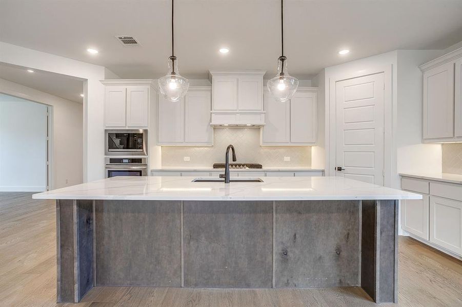 Furnished interior view inside a new home in Terrace Oaks, Arlington (Image 6).