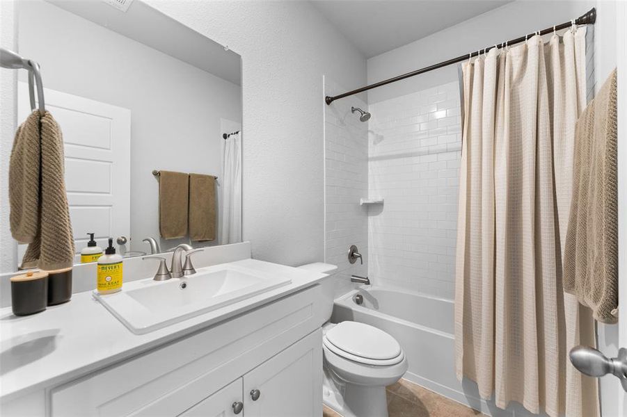 Furnished interior view inside a new home in Tenison Village at Buckner Terrace, Dallas (Image 25). Furnished interior view inside a new home in Tenison Village at Buckner Terrace, Dallas (Image 25).