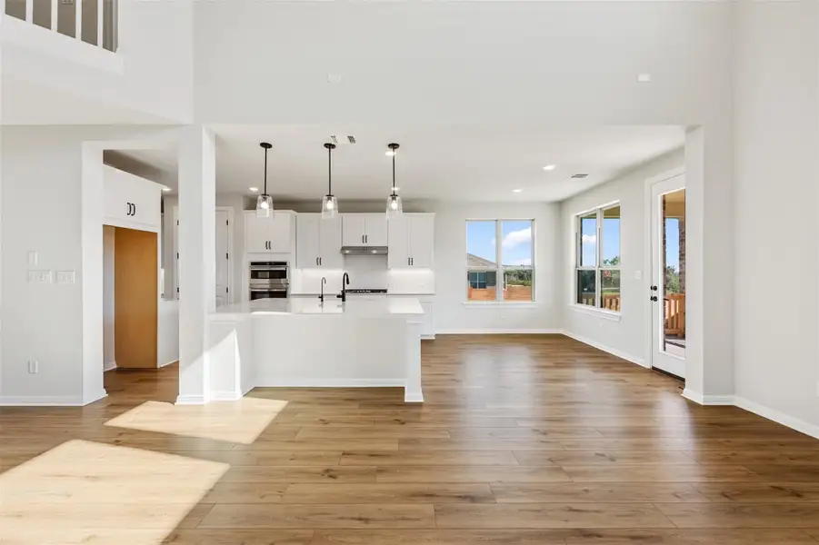 Representative images and renderings are for illustrative purposes. Actual structural options and design finishes of home may vary.