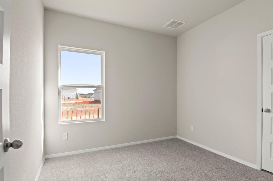 Spacious, unfurnished interior of a new home in Harvest Ridge, Elgin (Image 11). Spacious, unfurnished interior of a new home in Harvest Ridge, Elgin (Image 11).