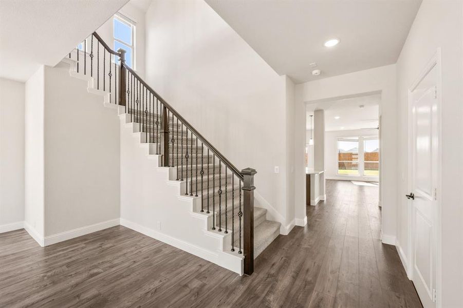 Spacious, unfurnished interior of a new home in Hulen Trails Classic 50, Fort Worth (Image 32). Spacious, unfurnished interior of a new home in Hulen Trails Classic 50, Fort Worth (Image 32).