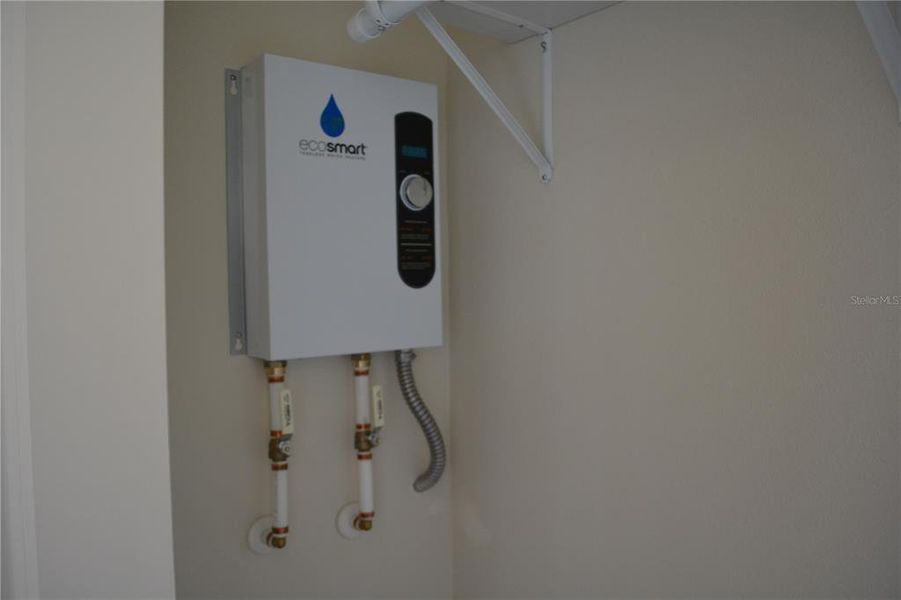 Image 18 of a home in . Image 18 of a home in .