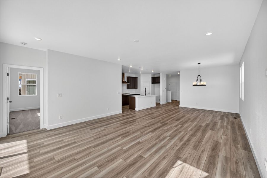 Spacious, unfurnished interior of a new home in The Aurora Highlands, Aurora (Image 13).