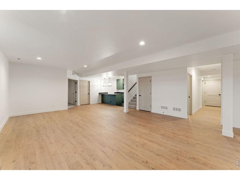 Spacious, unfurnished interior of a new home in , Windsor (Image 24).