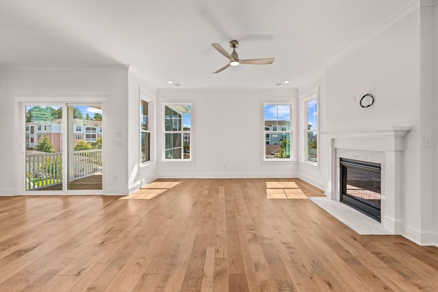 Spacious, unfurnished interior of a new home in Church Creek Landing, Charleston (Image 9). Spacious, unfurnished interior of a new home in Church Creek Landing, Charleston (Image 9).