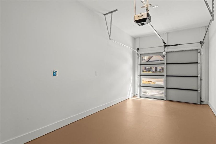Spacious, unfurnished interior of a new home in , Villa Rica (Image 47).