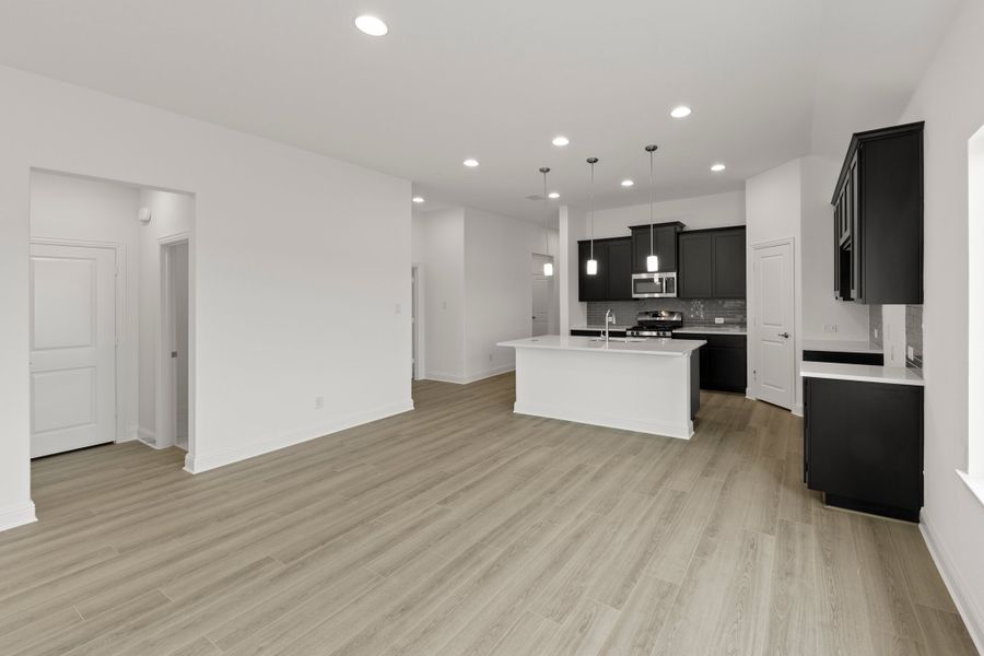 Image 45 of a home in Creekside.