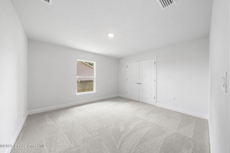 Spacious, unfurnished interior of a new home in Palm Bay, Palm Bay (Image 27).