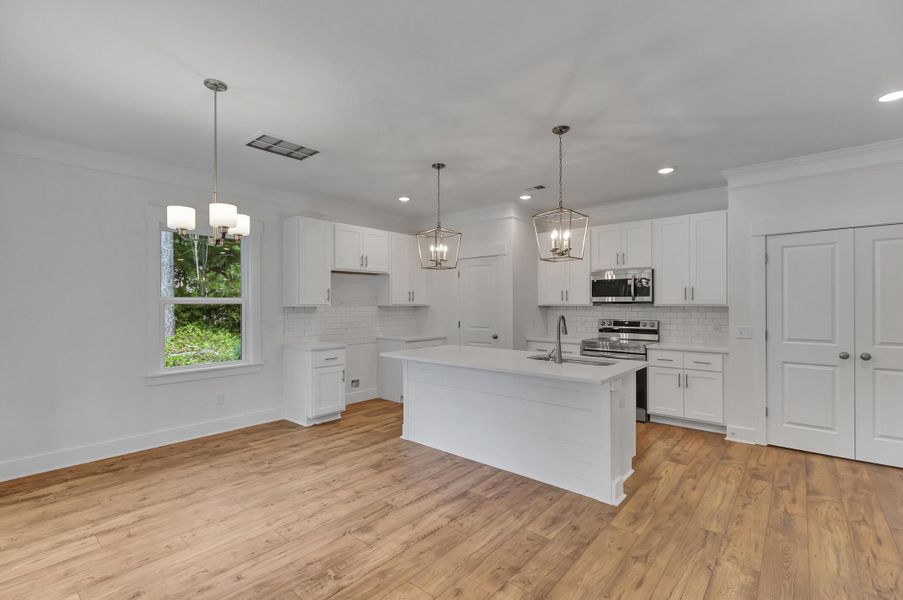 Image 25 of a home in .