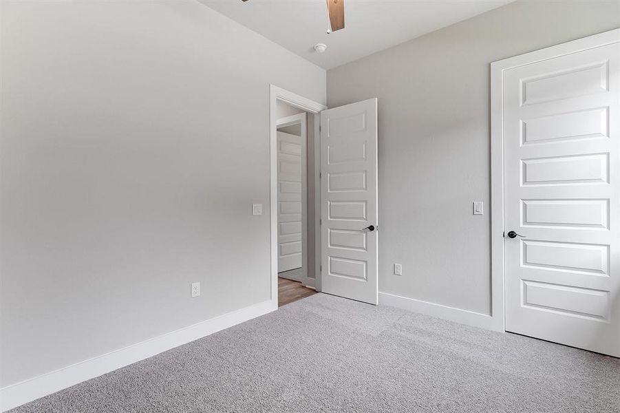 Spacious, unfurnished interior of a new home in , Marble Falls (Image 16).