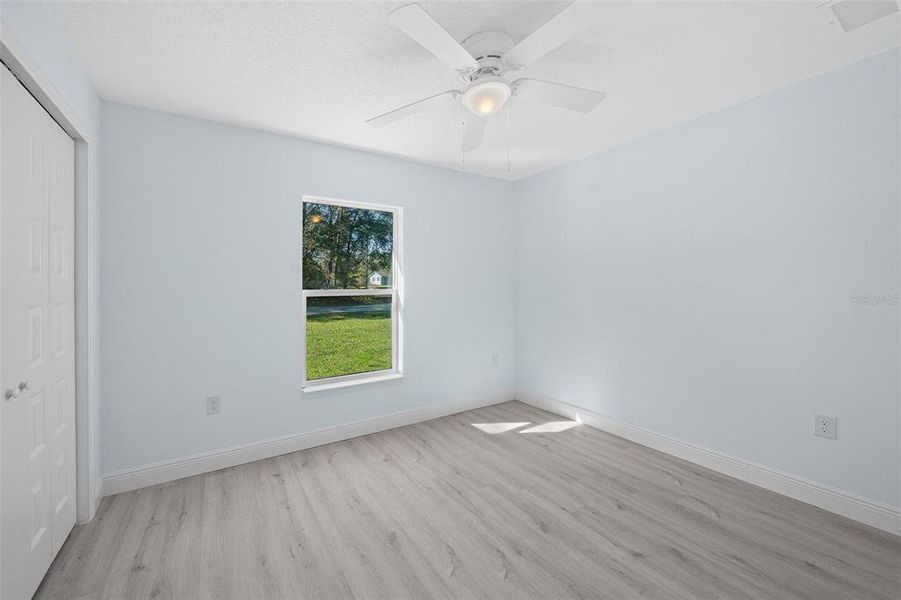 Spacious, unfurnished interior of a new home in , Ocala (Image 11).