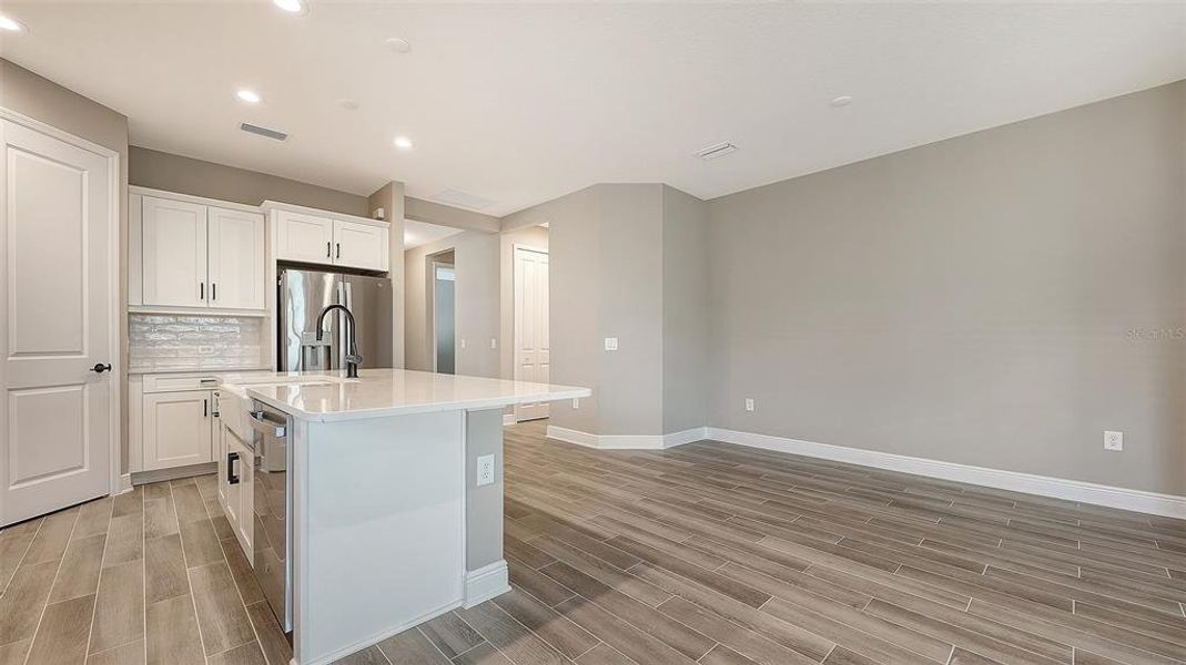 Furnished interior view inside a new home in , Venice (Image 5).