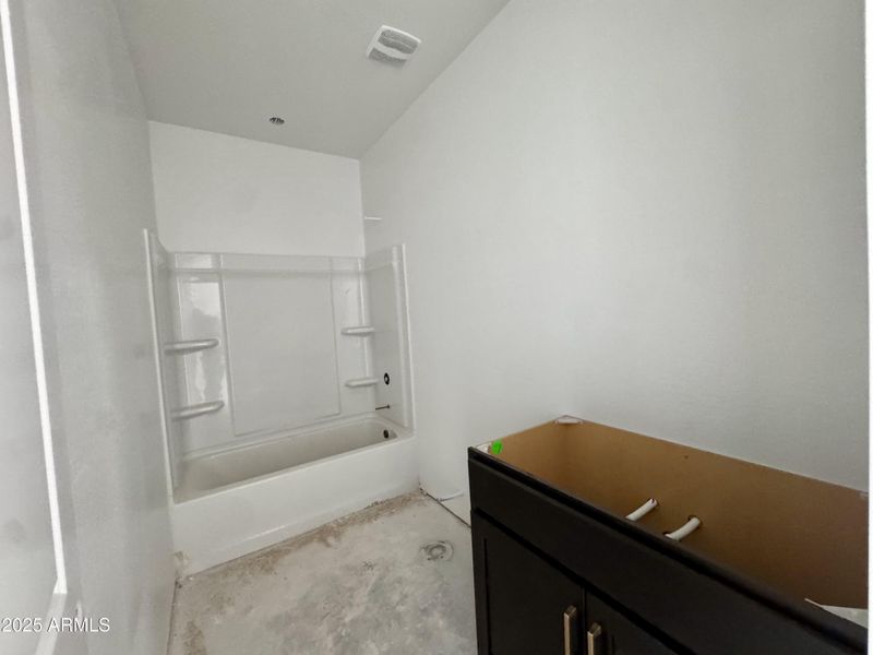 004 bath 2 004 bath 2