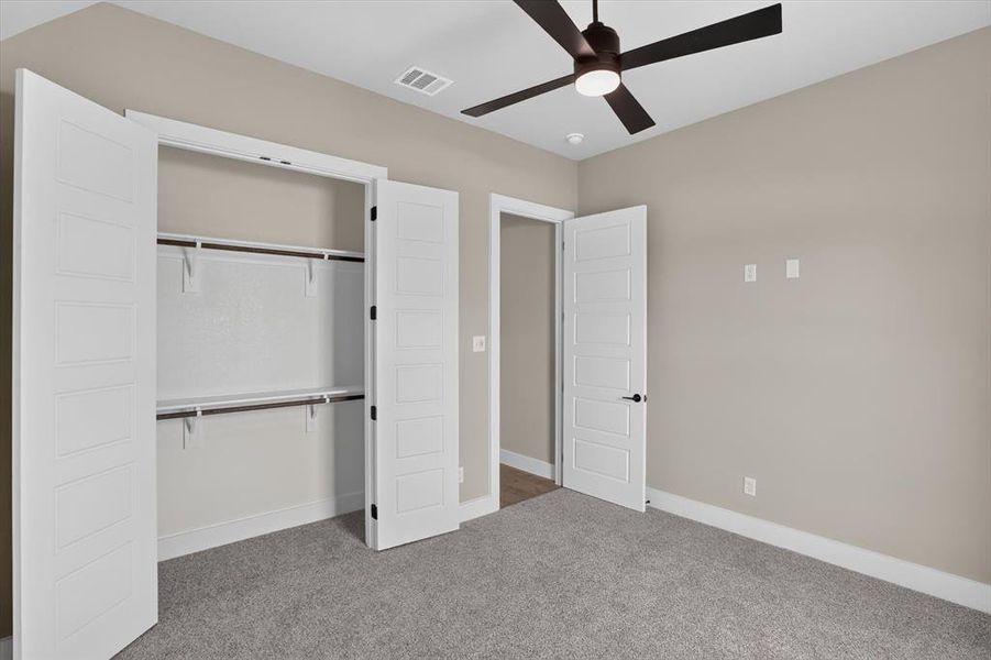 Spacious, unfurnished interior of a new home in Coyote Crossing, Godley (Image 34). Spacious, unfurnished interior of a new home in Coyote Crossing, Godley (Image 34).