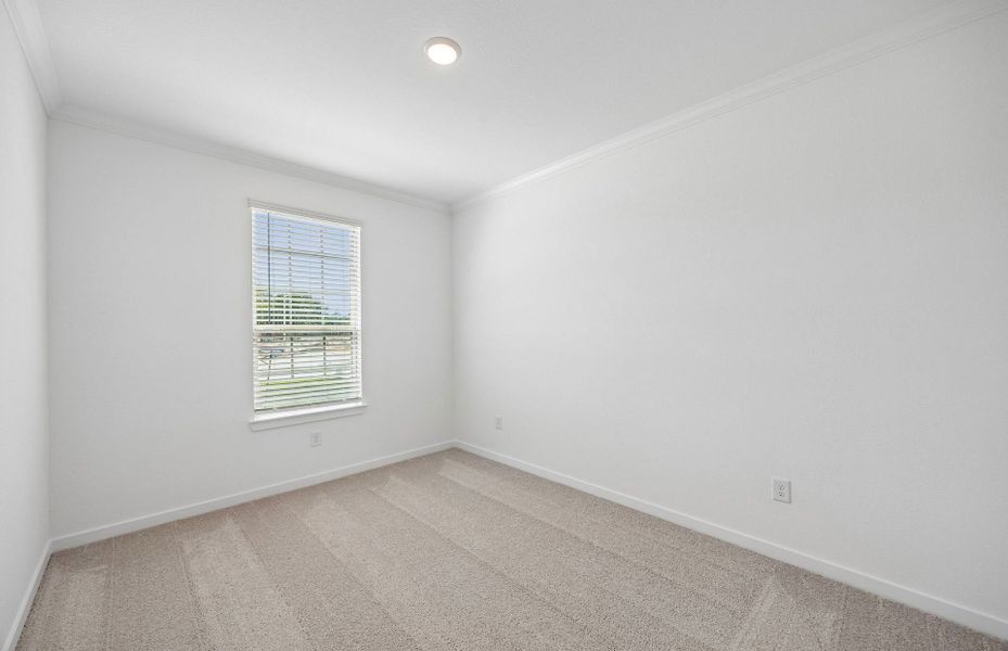 Spacious, unfurnished interior of a new home in Mavera, Conroe (Image 31).