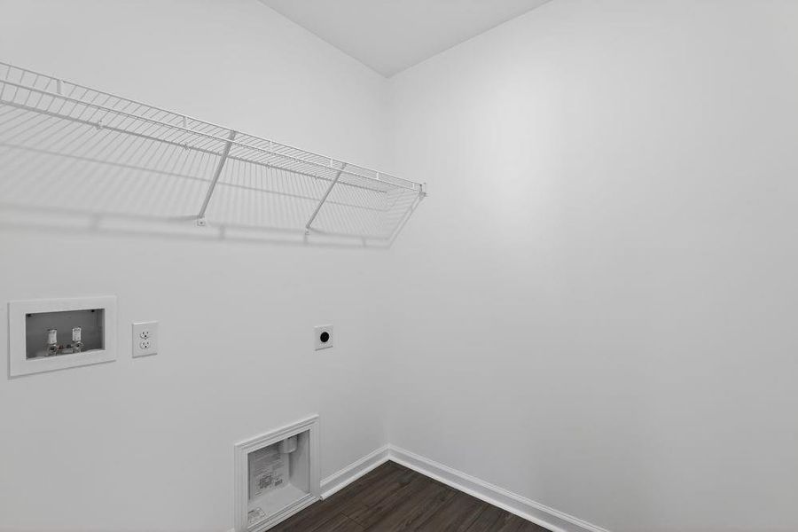 Spacious, unfurnished interior of a new home in Somerset at Veterans Memorial, Mableton (Image 30). Spacious, unfurnished interior of a new home in Somerset at Veterans Memorial, Mableton (Image 30).