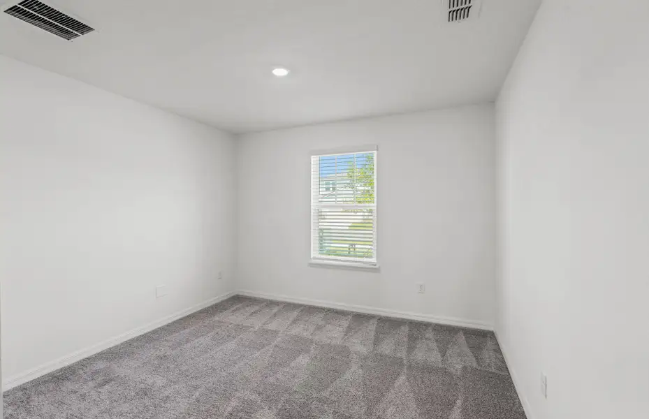 Spacious, unfurnished interior of a new home in Wells Landing, Jacksonville (Image 7). Spacious, unfurnished interior of a new home in Wells Landing, Jacksonville (Image 7).