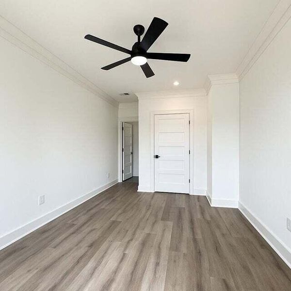 Spacious, unfurnished interior of a new home in , North Charleston (Image 28).